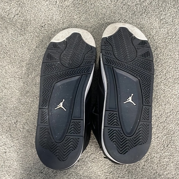 Black Jordan Oreo 4s GS - Picture 3 of 5